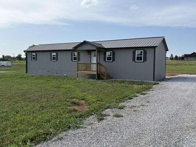 1.59 Acres of Land with Home for Sale in Aurora, Missouri