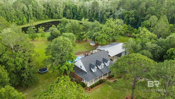 16 Acres of Recreational Land with Home for Sale in Robertsdale, Alabama