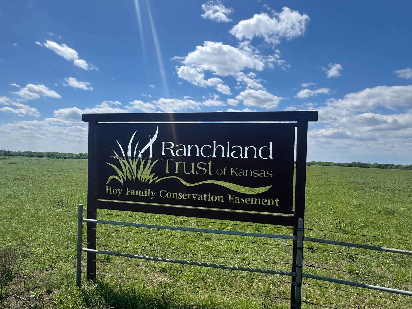326 Acres of Land for Auction in Cassoday, Kansas