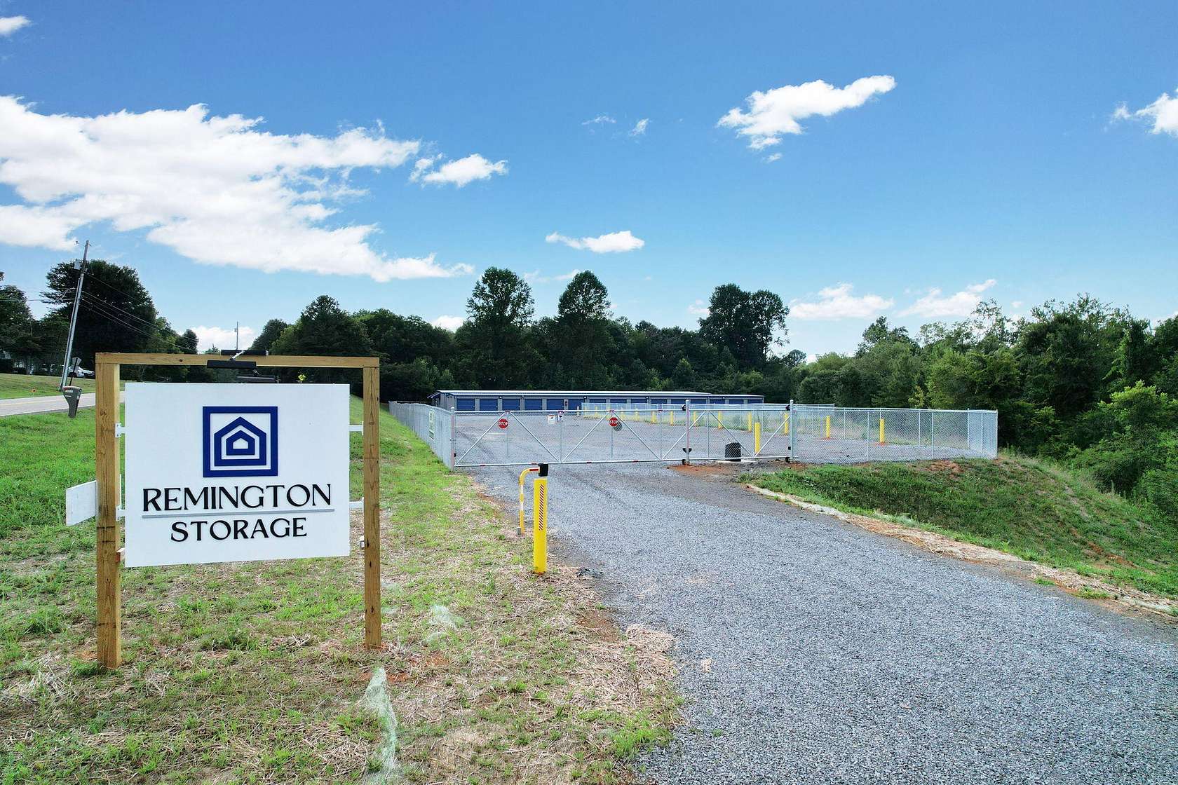 6.27 Acres of Improved Commercial Land for Sale in Athens, Tennessee