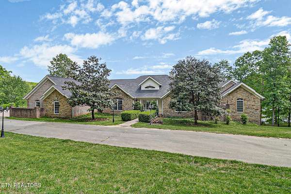 2.5 Acres of Land with Home for Sale in Crossville, Tennessee