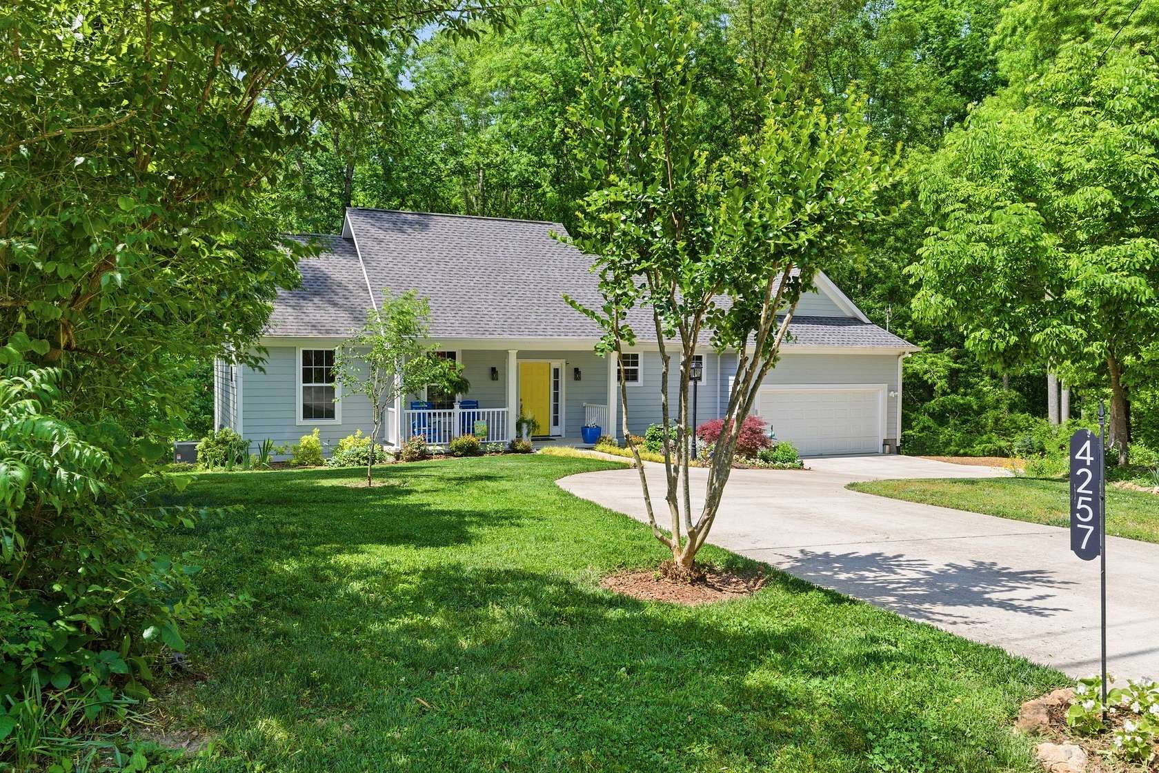 1.72 Acres of Land with Home for Sale in Pegram, Tennessee