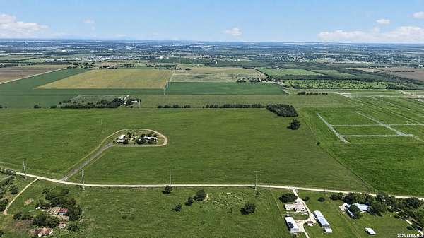 1.37 Acres of Residential Land for Sale in Marion, Texas