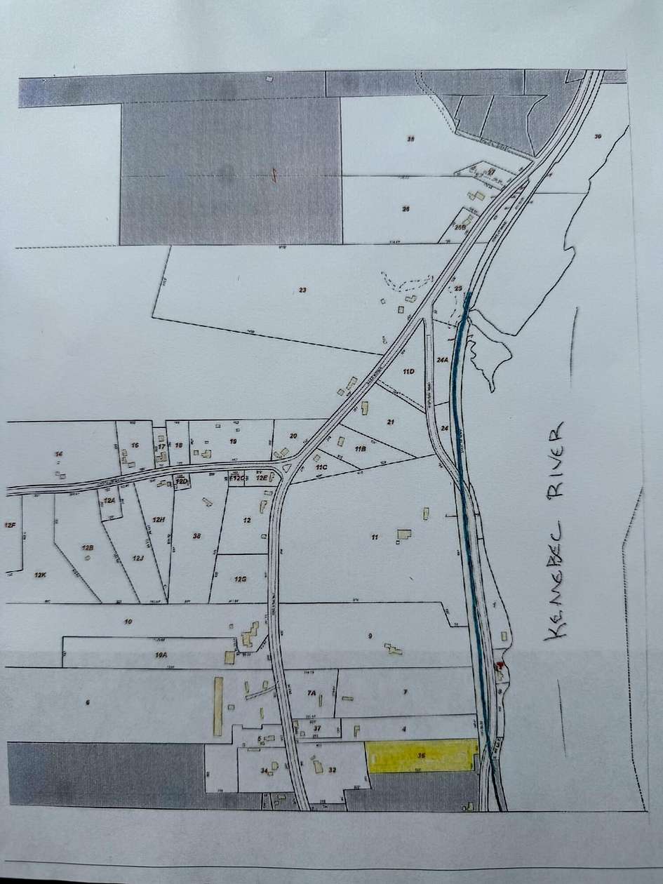 2.8 Acres of Residential Land for Sale in Gardiner, Maine