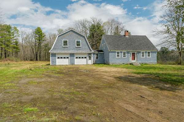 5.5 Acres of Land with Home for Sale in Freeport, Maine