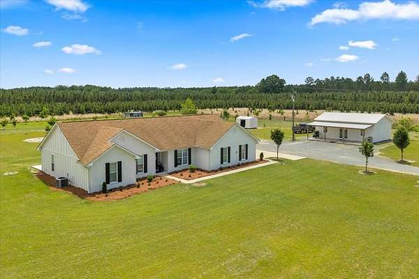 10 Acres of Recreational Land with Home for Sale in Cobb, Georgia