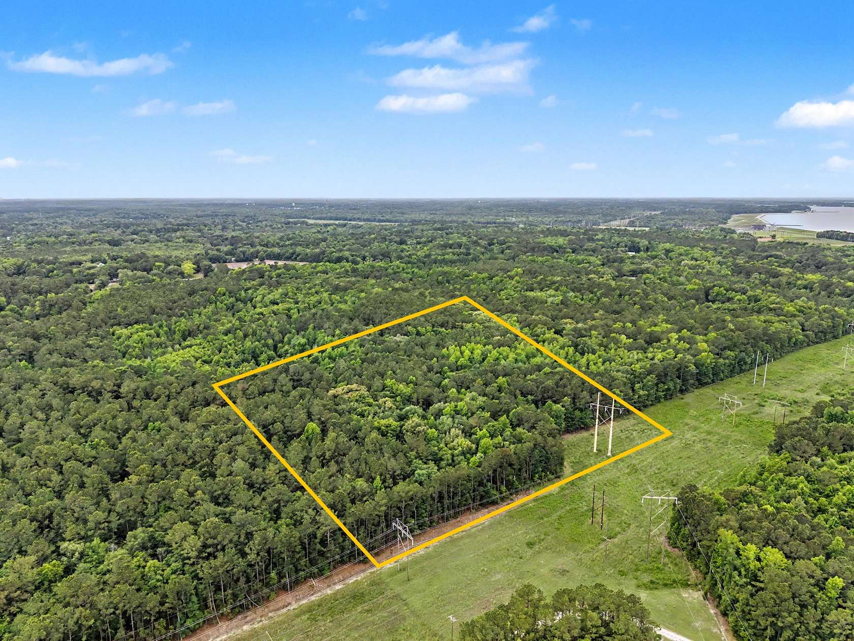 8 Acres of Residential Land for Sale in Moncks Corner, South Carolina