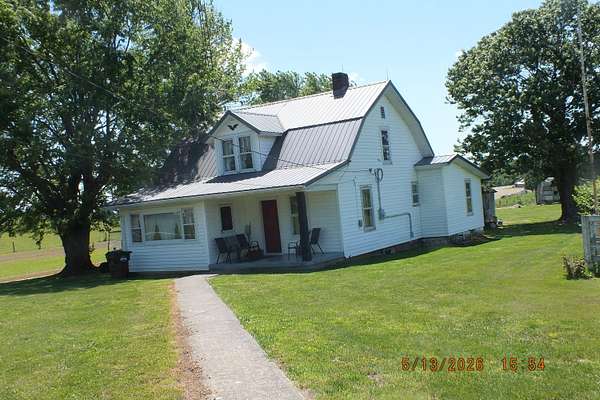 20 Acres of Improved Land for Sale in Versailles, Kentucky
