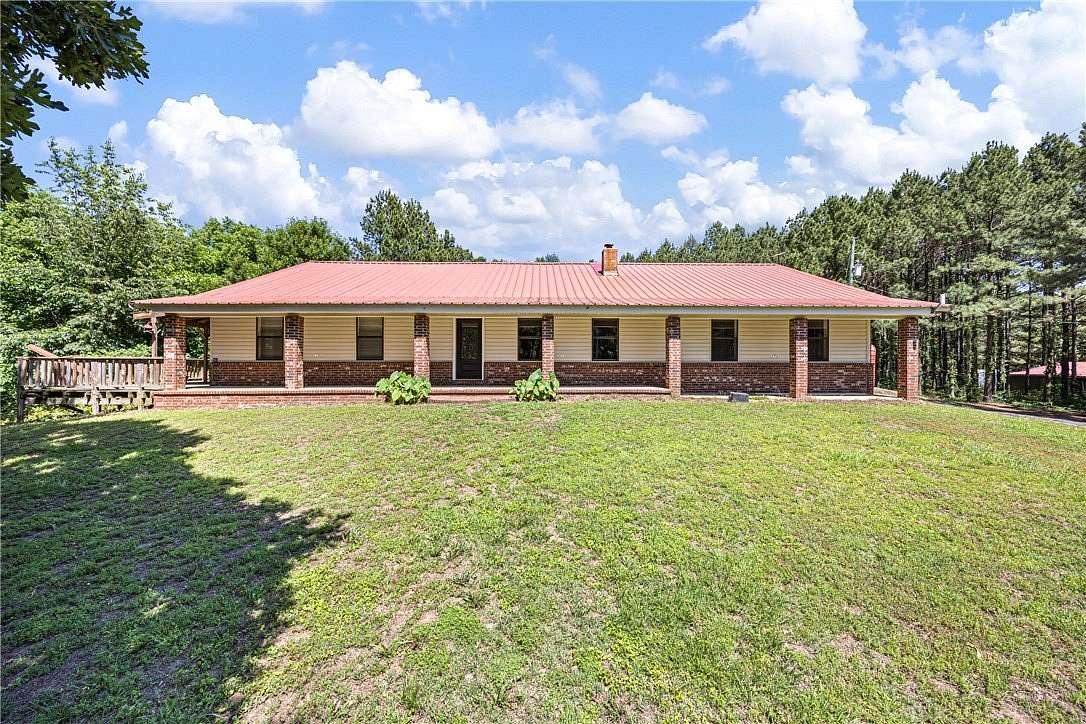 17.8 Acres of Land with Home for Sale in Morrilton, Arkansas