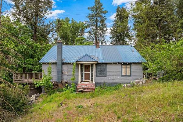 1.8 Acres of Land with Home for Sale in Spokane, Washington