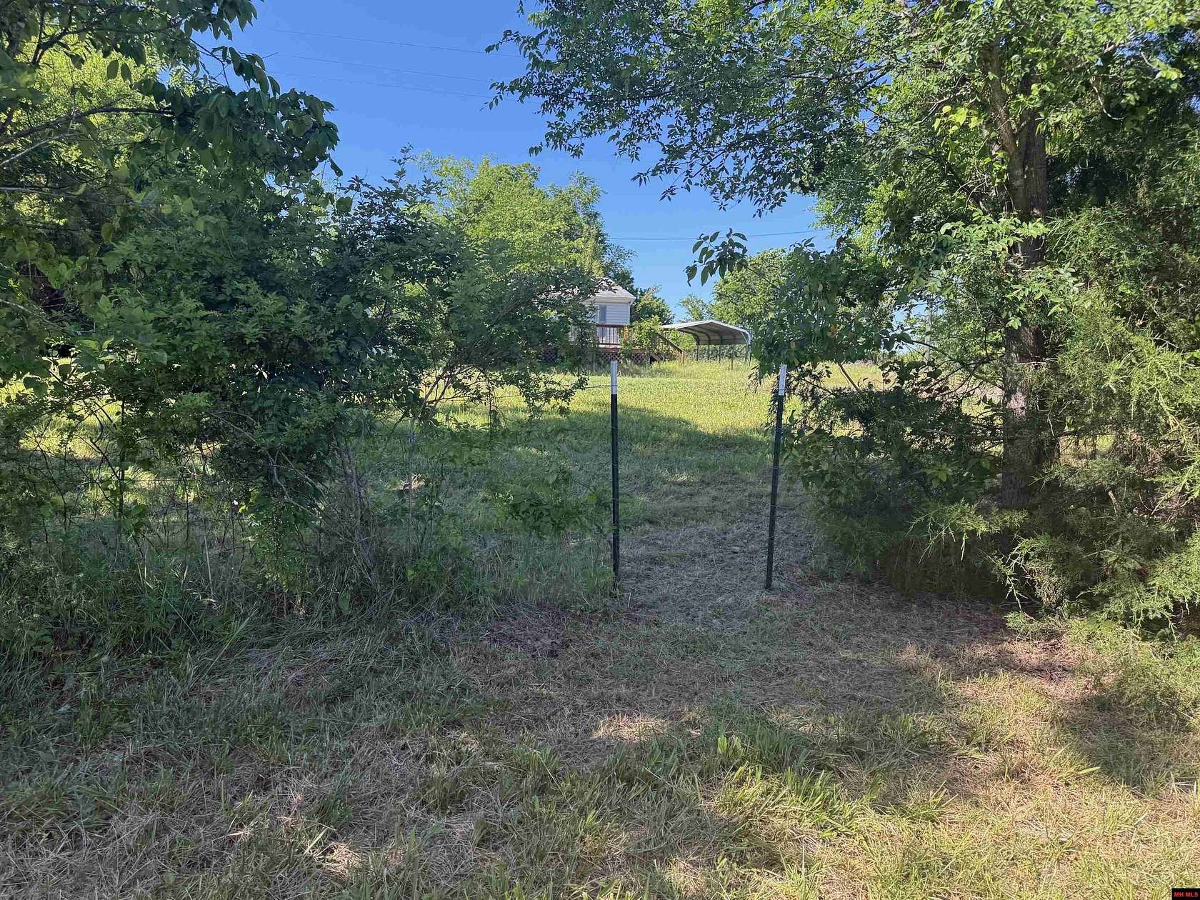 1.58 Acres of Residential Land for Sale in Flippin, Arkansas