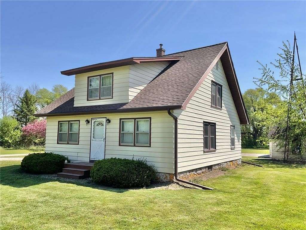 2.22 Acres of Land with Home for Sale in Austin, Minnesota