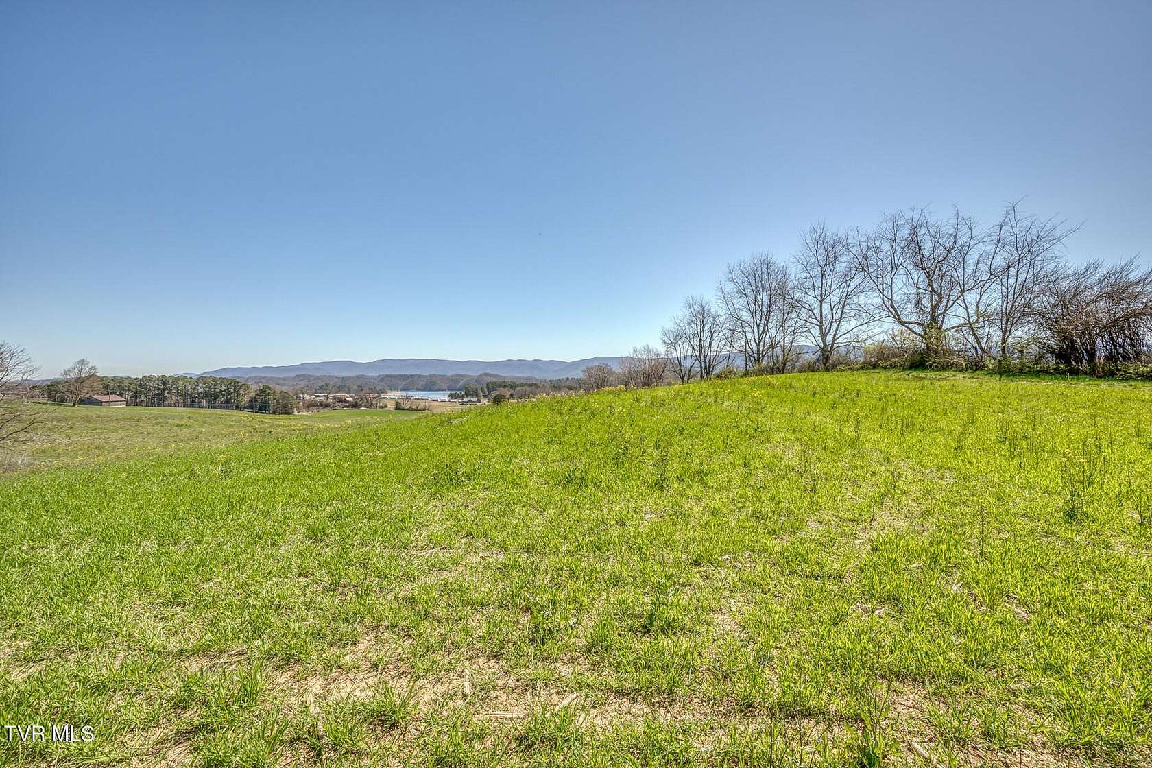 15.9 Acres of Land for Sale in Bristol, Tennessee