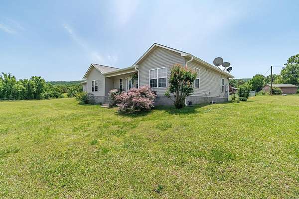 1.53 Acres of Land with Home for Sale in Hot Springs, Arkansas