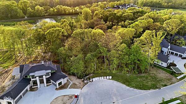 1.36 Acres of Residential Land for Sale in Zionsville, Indiana