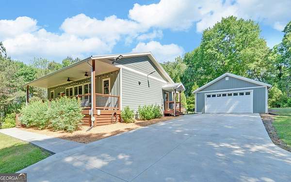 2.5 Acres of Land with Home for Sale in Hoschton, Georgia