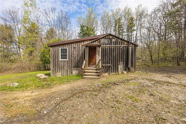 5 Acres of Land with Home for Sale in Naples, New York