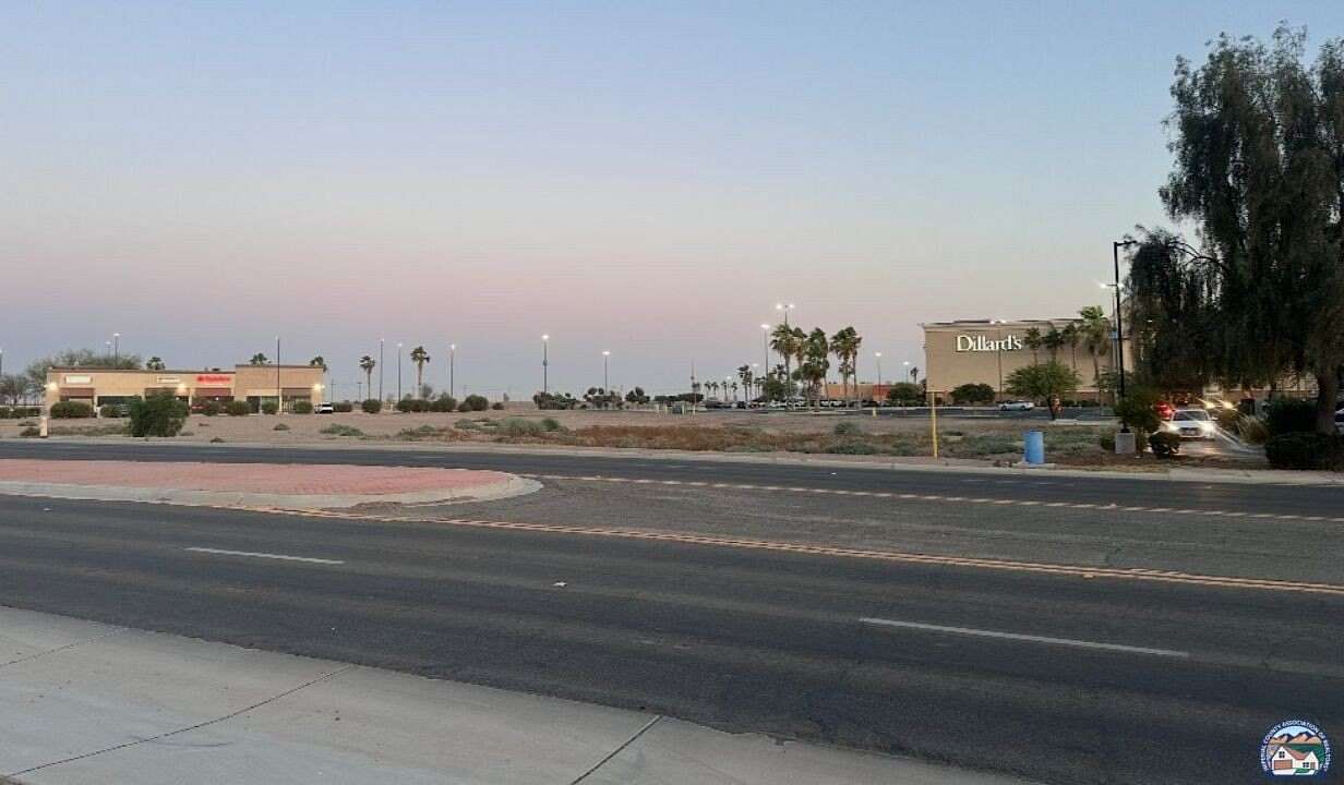 1 Acre of Land for Sale in El Centro, California