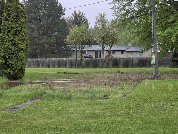 0.16 Acres of Residential Land for Sale in Oakesdale, Washington