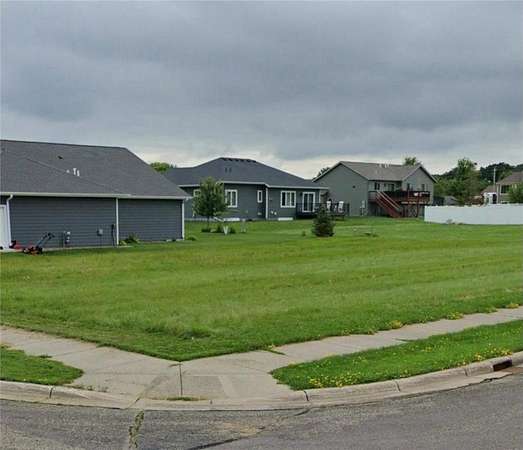 0.29 Acres of Residential Land for Sale in Owatonna, Minnesota