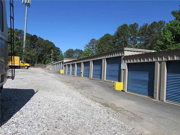 2 Acres of Improved Commercial Land for Sale in Fayetteville, Georgia