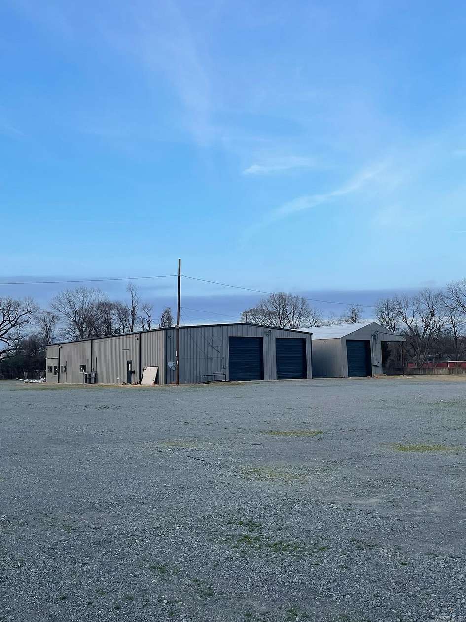 8.36 Acres of Improved Commercial Land for Sale in North Little Rock, Arkansas