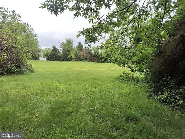 1.77 Acres of Residential Land for Sale in Elizabethtown, Pennsylvania