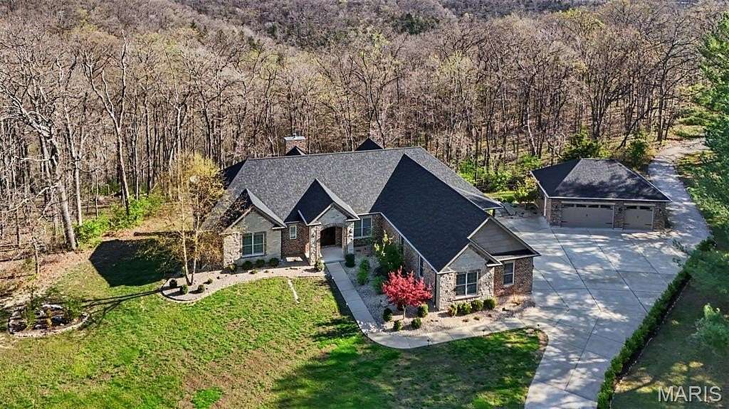25.5 Acres of Recreational Land with Home for Sale in Defiance, Missouri