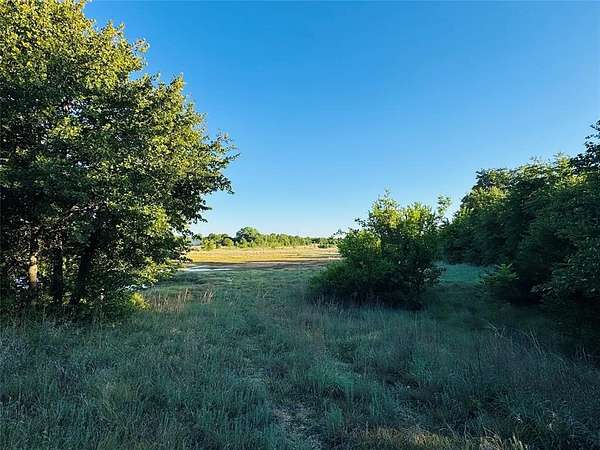 20 Acres of Land for Sale in Clyde, Texas