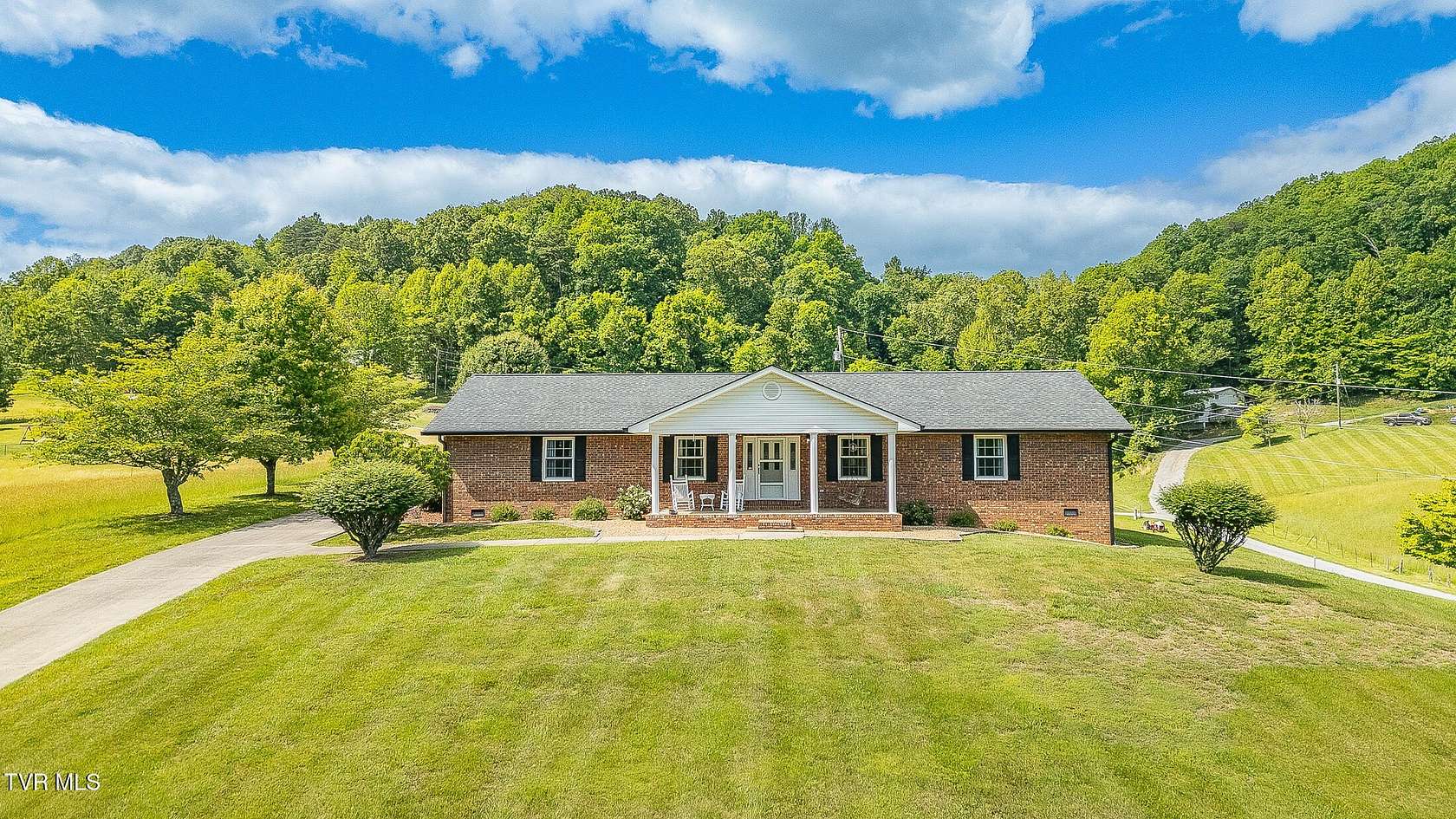 1.83 Acres of Land with Home for Sale in Kingsport, Tennessee