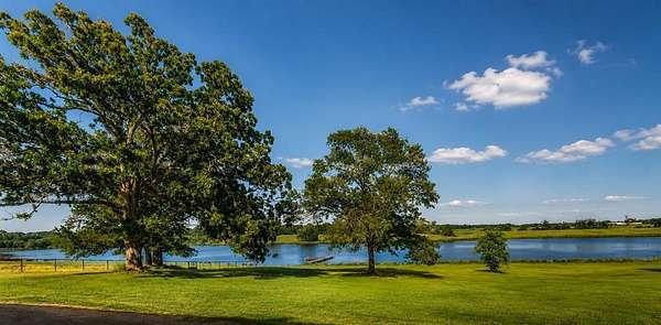 124 Acres of Improved Land for Sale in LaRue, Texas
