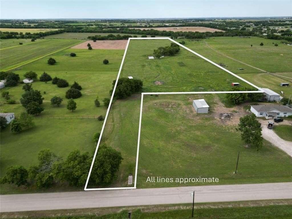 12 Acres of Land for Sale in Krum, Texas
