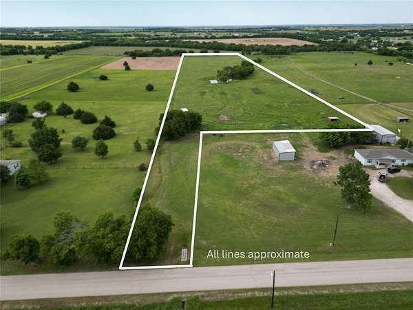 12 Acres of Land for Sale in Krum, Texas