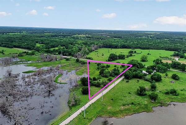 1.7 Acres of Residential Land for Sale in Bonham, Texas