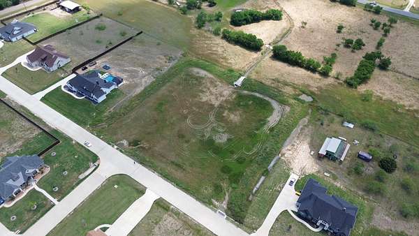 2.21 Acres of Residential Land for Sale in Maypearl, Texas