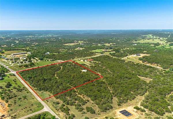9.3 Acres of Land for Sale in Bluff Dale, Texas