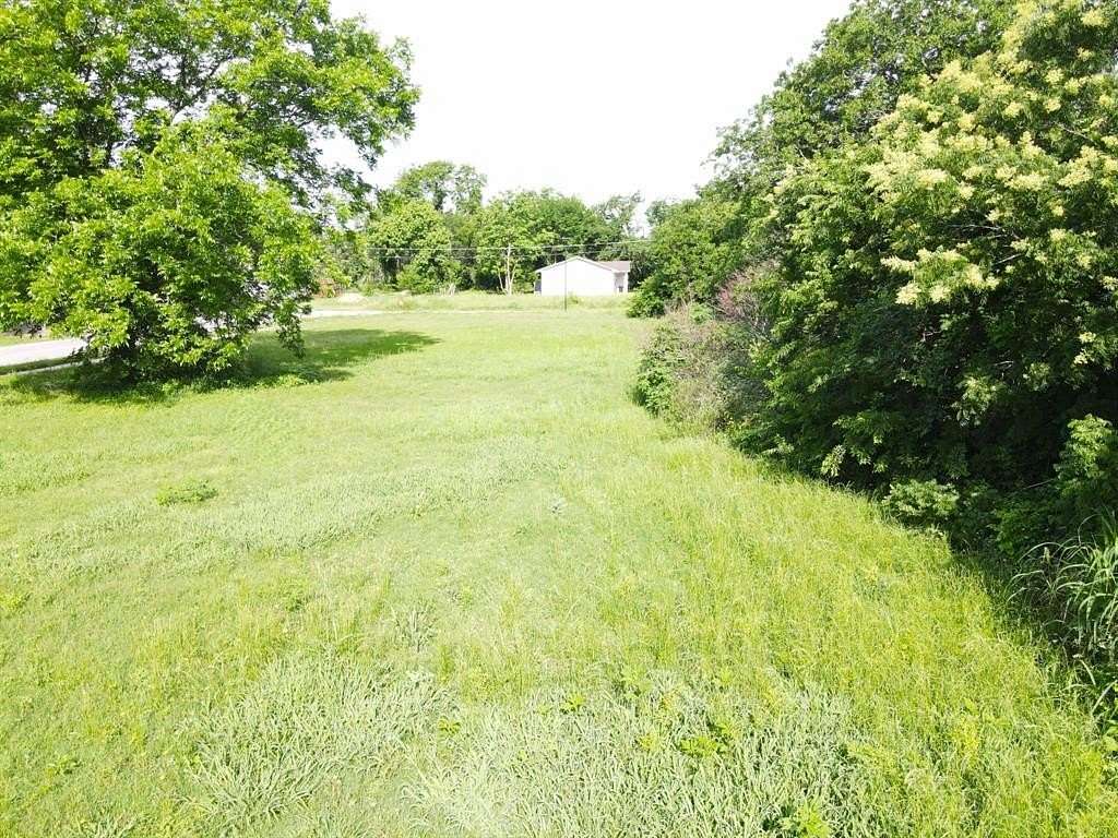 0.27 Acres of Mixed-Use Land for Sale in Terrell, Texas