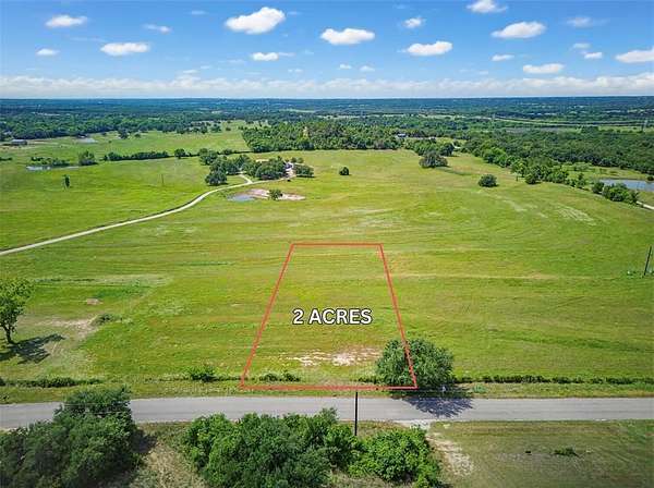 2 Acres of Residential Land for Sale in Springtown, Texas