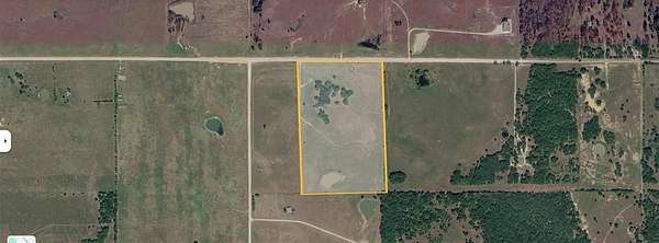 26 Acres of Agricultural & Residential Land for Sale in Holdenville, Oklahoma