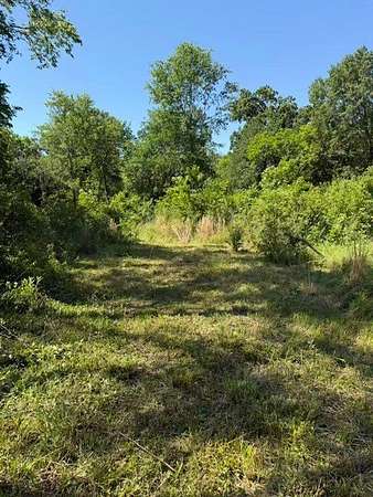 1.5 Acres of Residential Land for Sale in Greenville, Texas