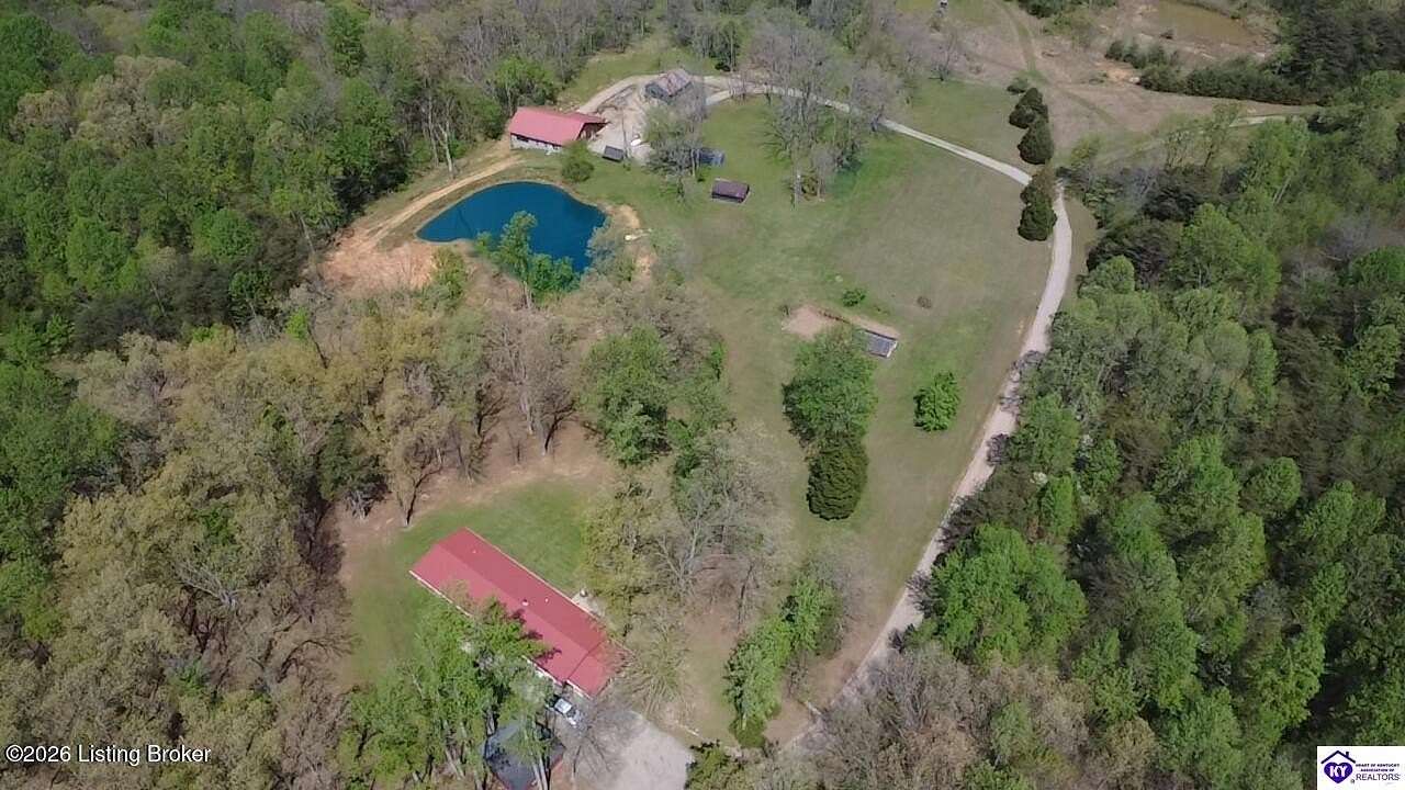 10 Acres of Recreational Land with Home for Sale in Elizabethtown, Kentucky