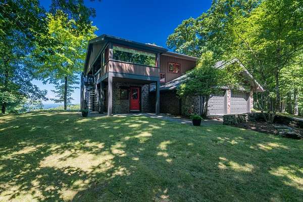 13.5 Acres of Land with Home for Sale in Wilbraham, Massachusetts