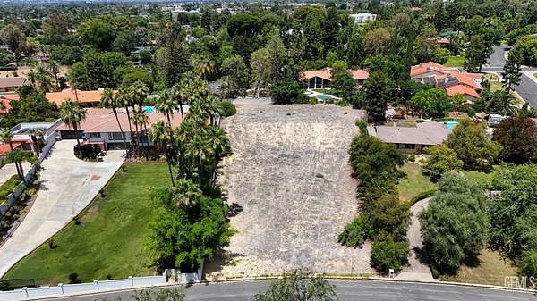 0.58 Acres of Residential Land for Sale in Bakersfield, California