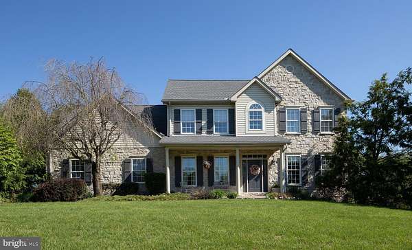2.75 Acres of Land with Home for Sale in Hummelstown, Pennsylvania