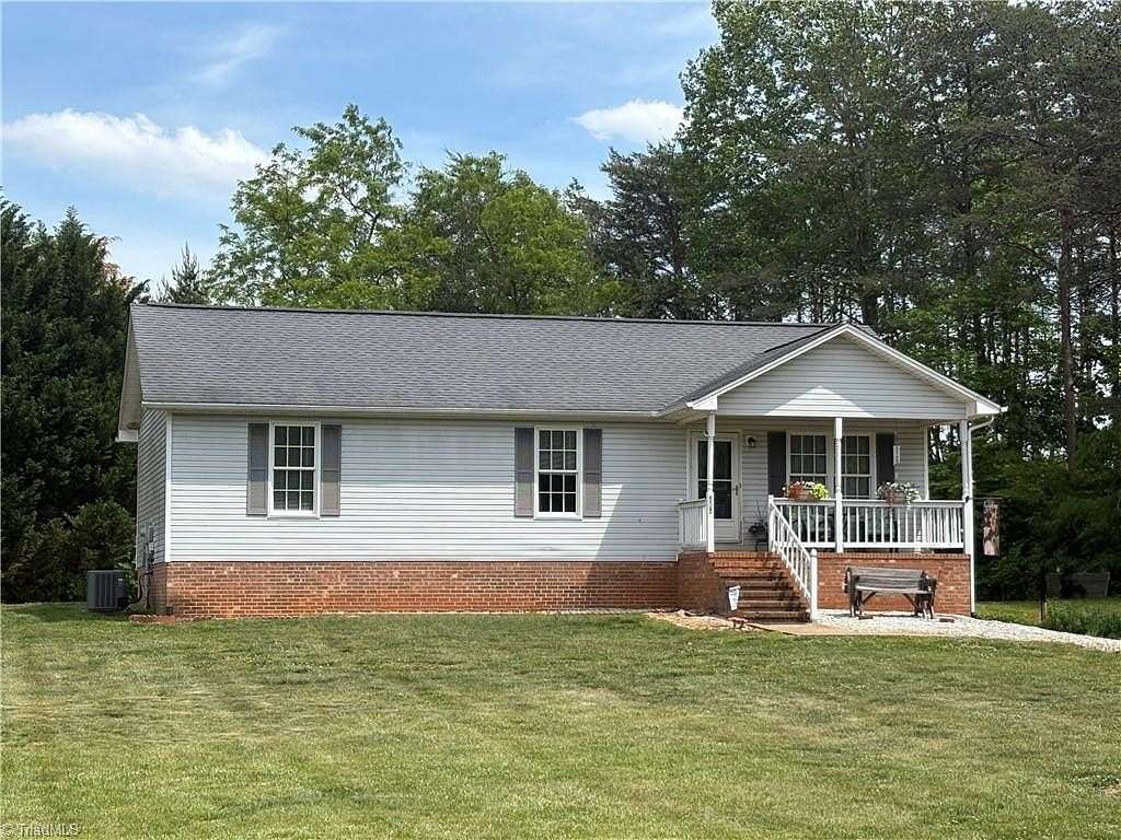 1.5 Acres of Land with Home for Sale in Ararat, North Carolina