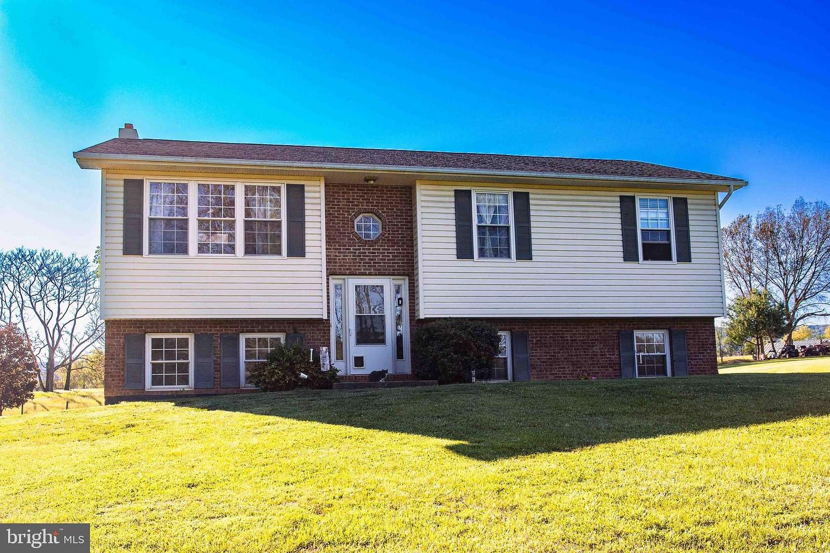 3.74 Acres of Land with Home for Sale in Woodstock, Virginia