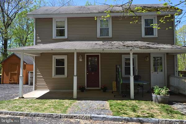 2 Acres of Land with Home for Lease in New Hope, Pennsylvania