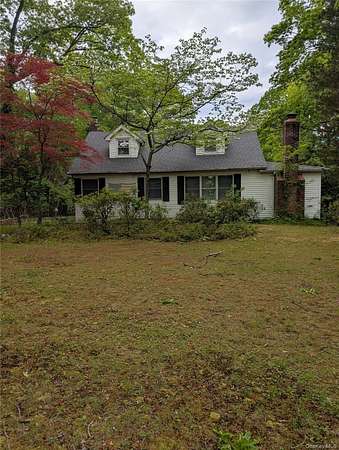 2.55 Acres of Land with Home for Lease in Northport, New York
