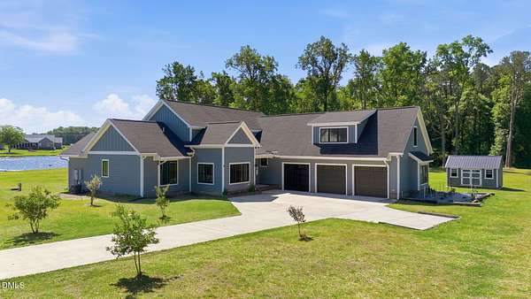 4 Acres of Land with Home for Sale in Smithfield, North Carolina