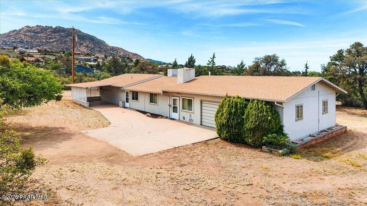 1.62 Acres of Land with Home for Sale in Prescott, Arizona
